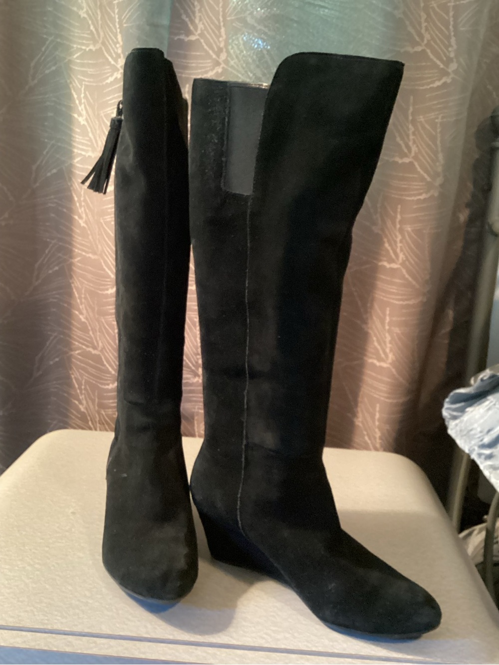 Anne Klein Akalanna Black Suede Knee-High Wedge Boots, Tassel Zip, 8.5M